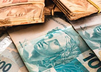 Dividendos de FIIs: MXRF11, TGAR11 e outros pagam nesta sexta