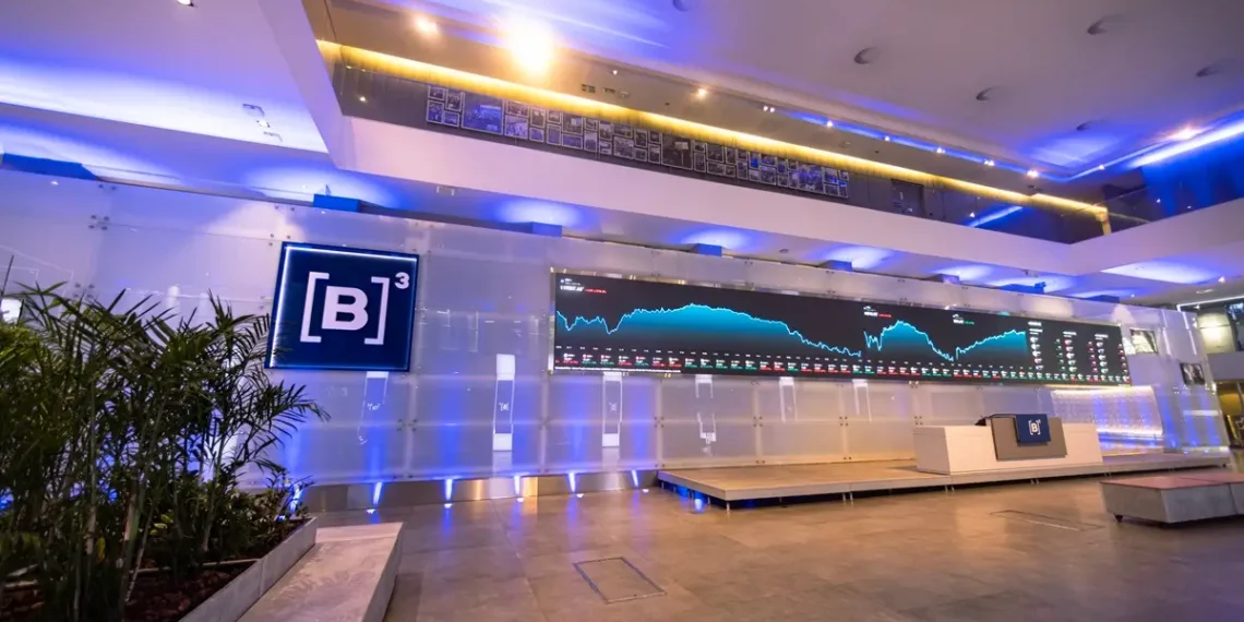 B3 (B3SA3) amplia presença no crédito com compra da CRDC e JCP bilionário