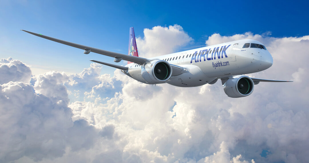 Avião da companhia aérea Airlink, parceira da Embraer na África do Sul