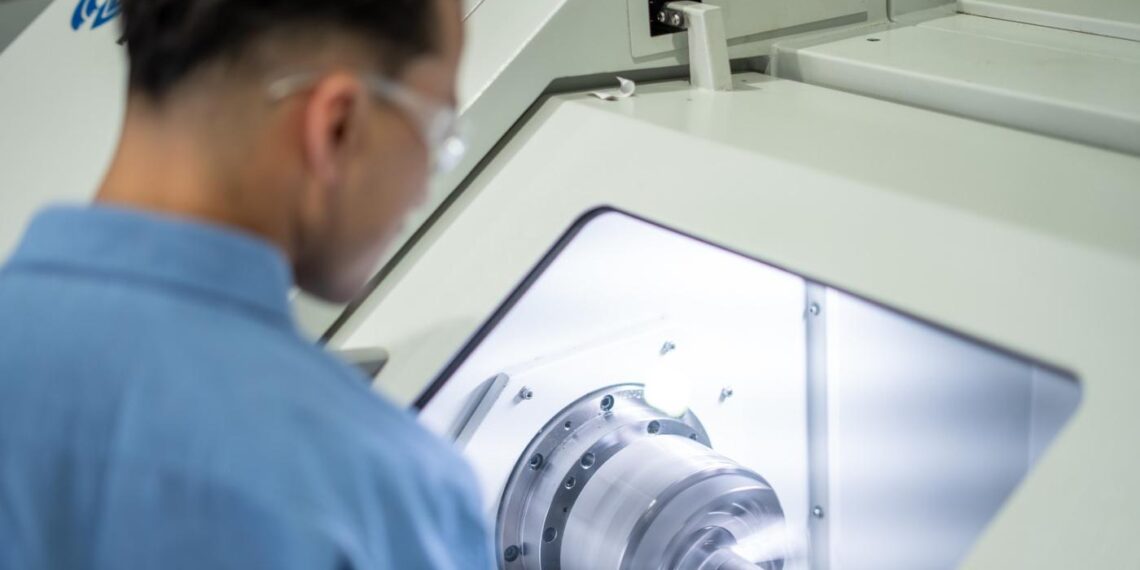 CNI: faturamento da indústria cai 5,3% em agosto