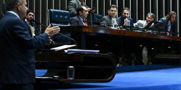 Governo analisará veto a descontos no INSS
