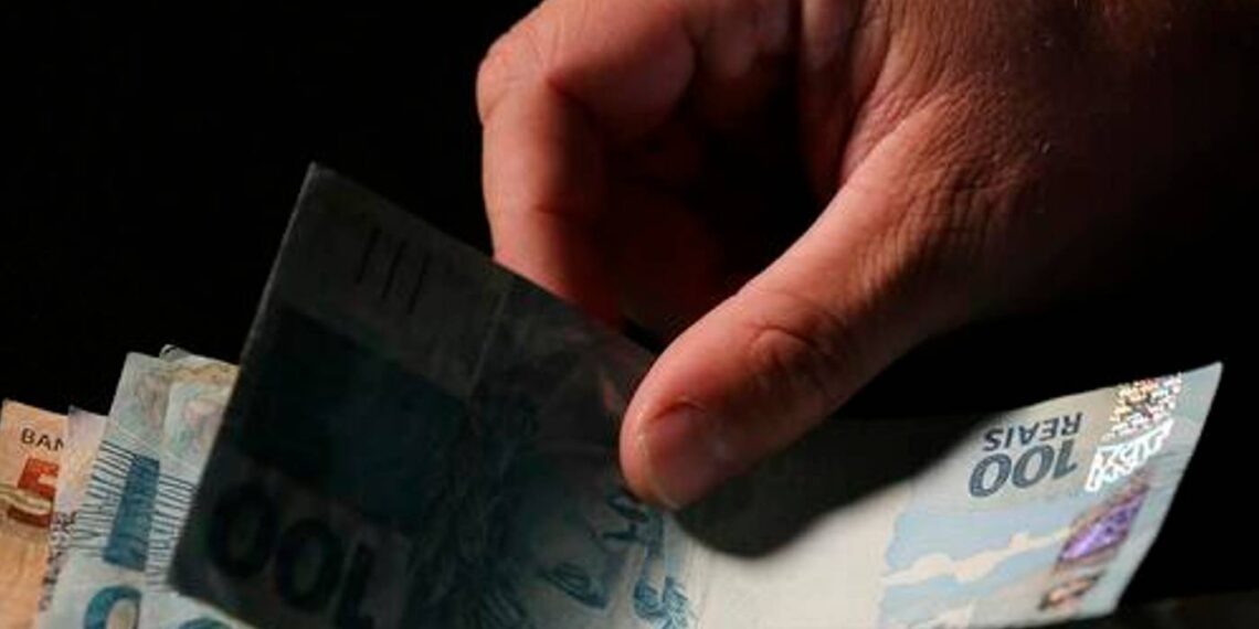 Déficit recorde pressiona contas das prefeituras