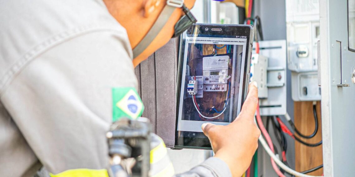 Medidores inteligentes de energia passam a ser obrigatórios em 2026