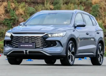 Lucro da BYD recua e acende alerta no setor