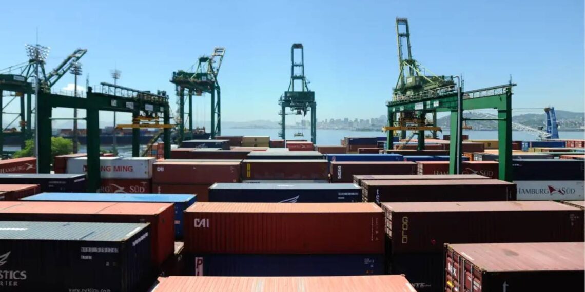 Falhas em portos facilitam tráfico de drogas, diz TCU