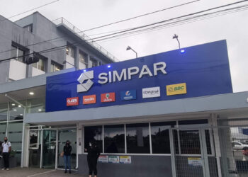 Simpar recompra ações e amplia exposição ao grupo