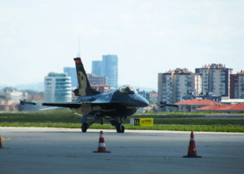 Gastos militares globais disparam em 2025