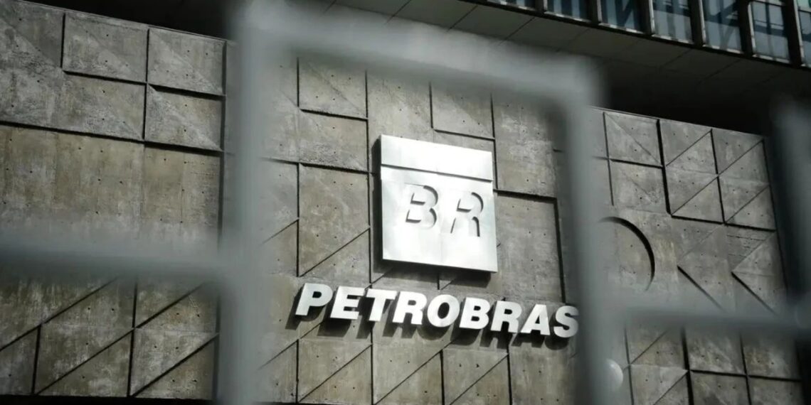 TCU critica política financeira da Petrobras