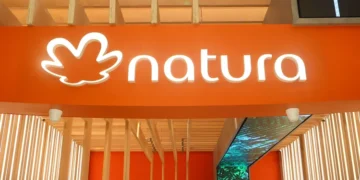 Natura confirma compra de ações pela Advent