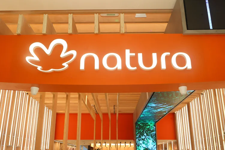 Natura confirma compra de ações pela Advent