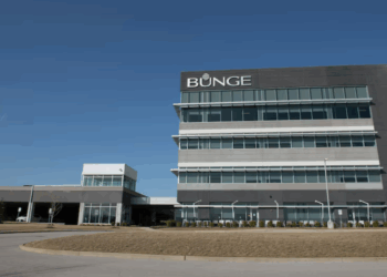 Bunge vende últimas usinas e encerra operação no setor